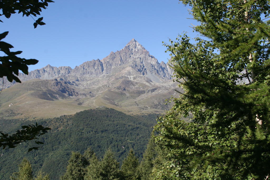 Agriturismo La Virginia Villa Revello Kültér fotó