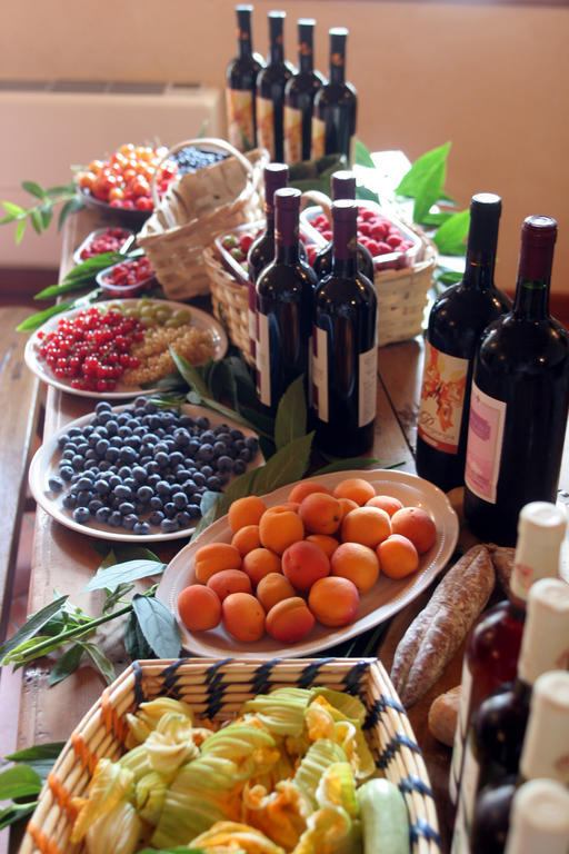 Agriturismo La Virginia Villa Revello Kültér fotó